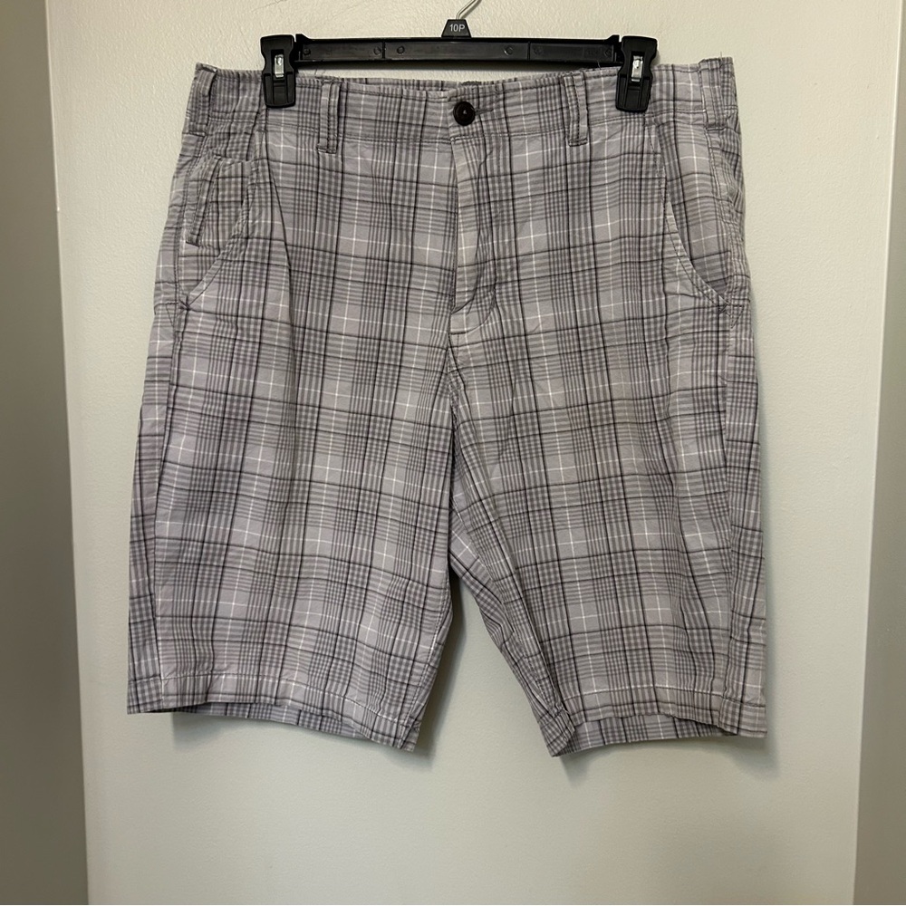 American Eagle Shorts Mens 38 Gray Plaid Chinos 90s Y2K Casual Beach